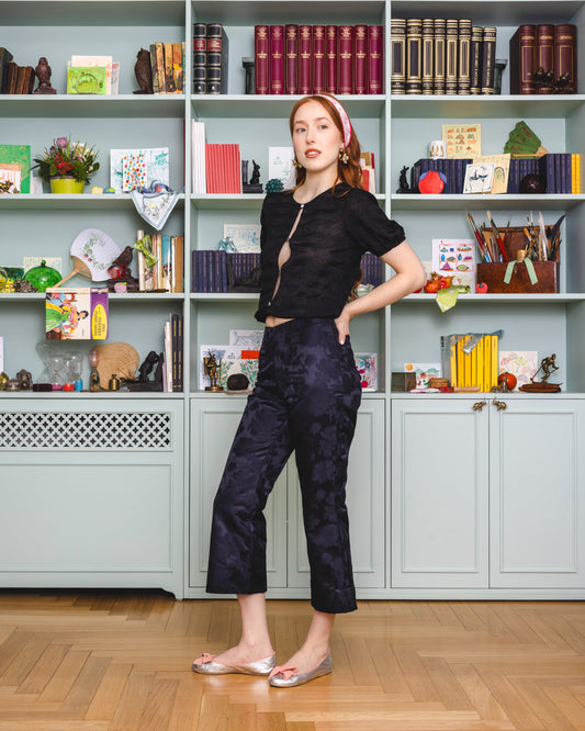 Sophia Capri Pants - black moiré