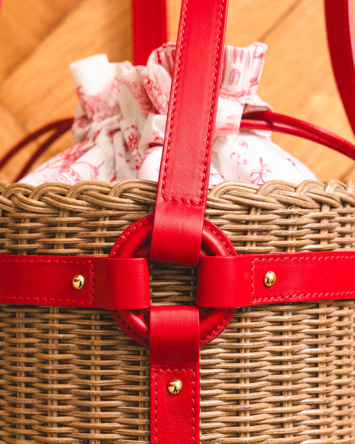 Berry picking bag - red