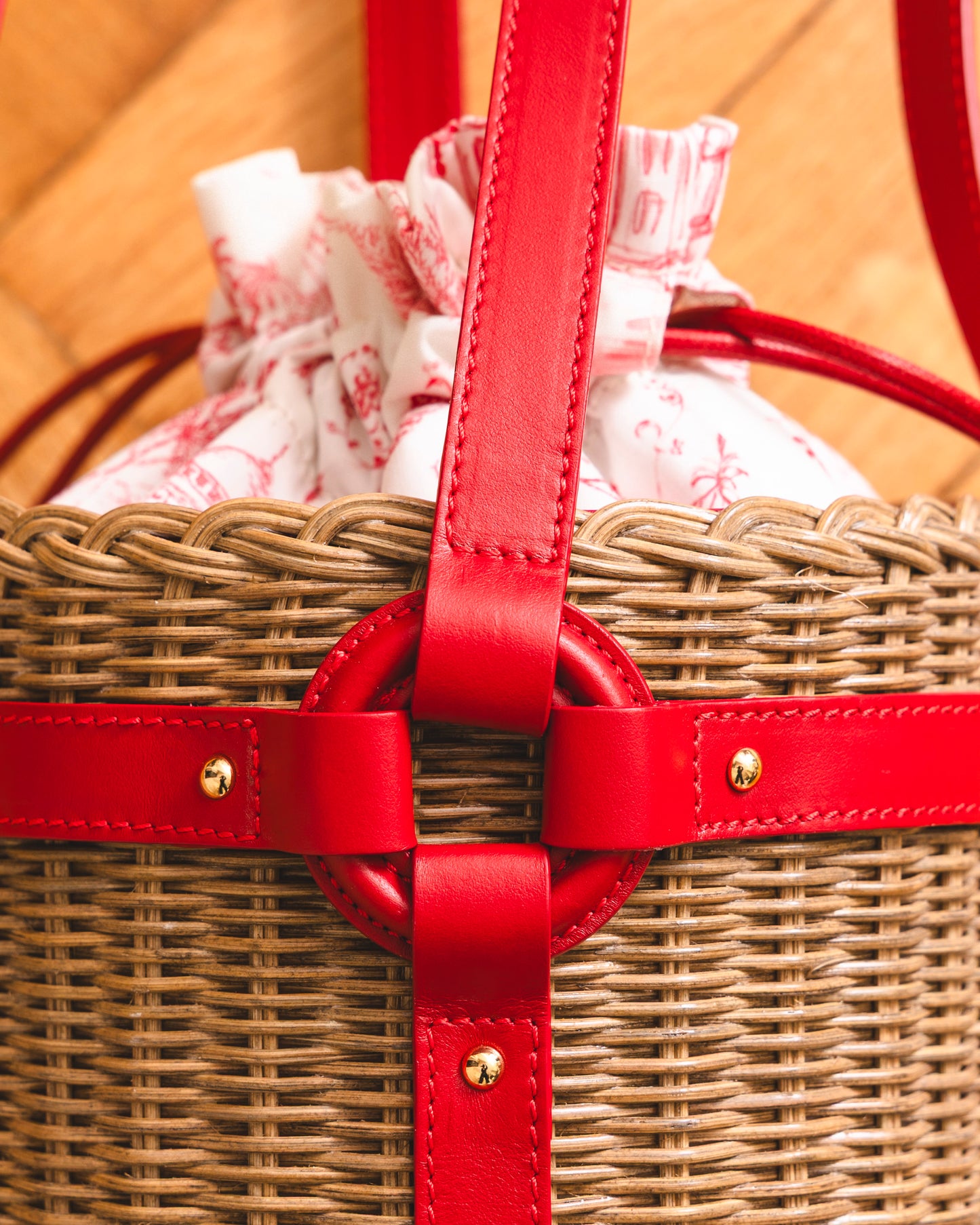 Berry picking bag - red
